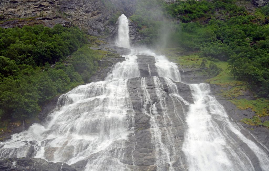 Der Freier im Geiranger-Fjord, Norwegen. Präsentiert à la Silversea