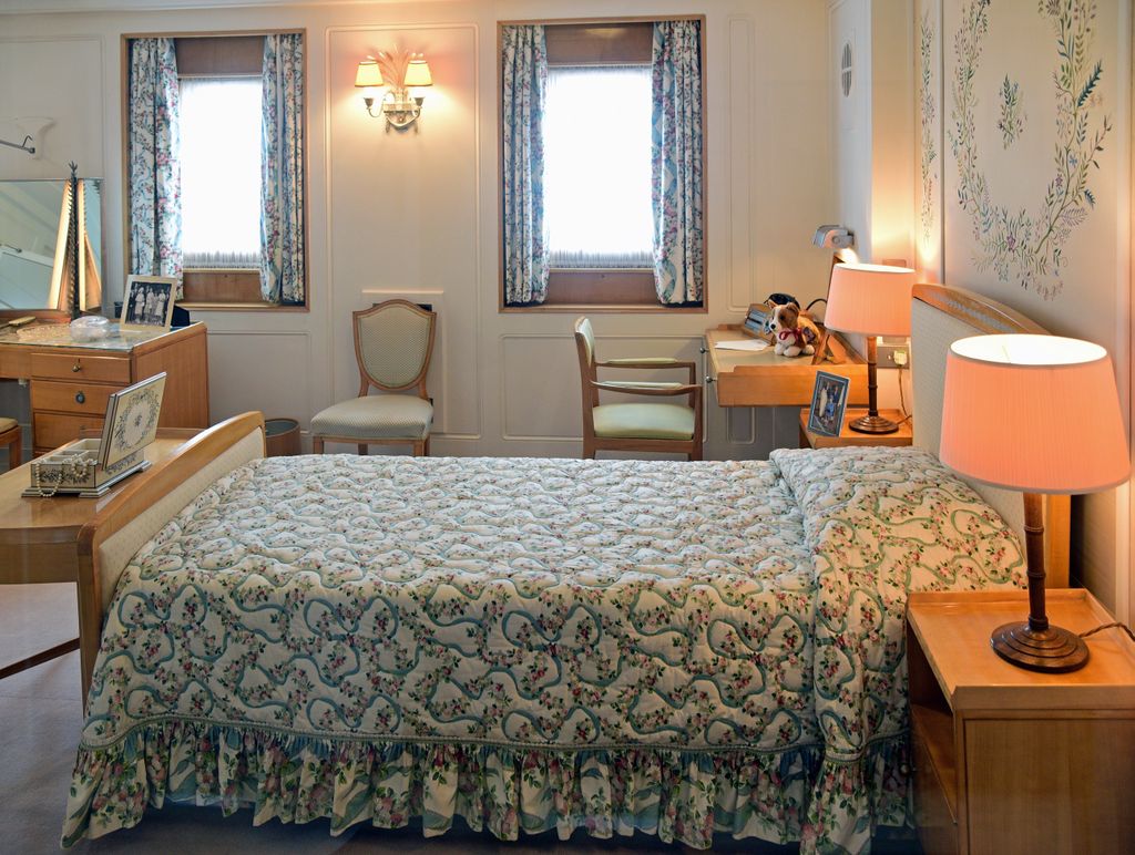 Das Queen-Schlafzimmer auf der HMY Britannia in Leith