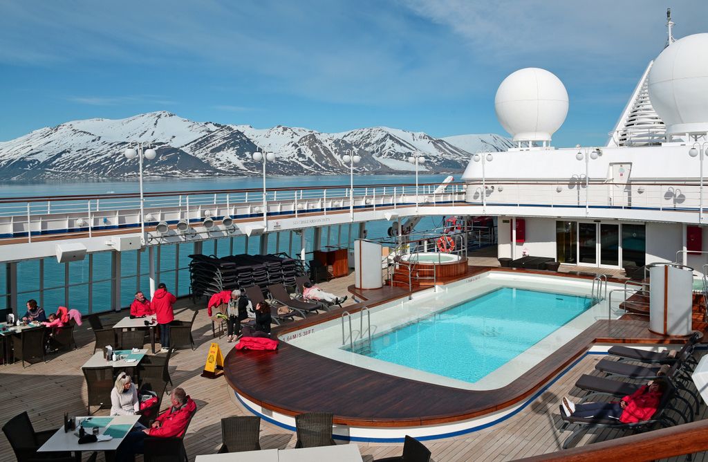 Das Pool-Deck auf der Silversea Cloud