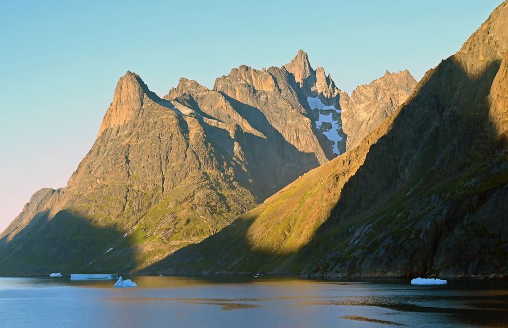 Die Landschaft im Prins Christian Sund