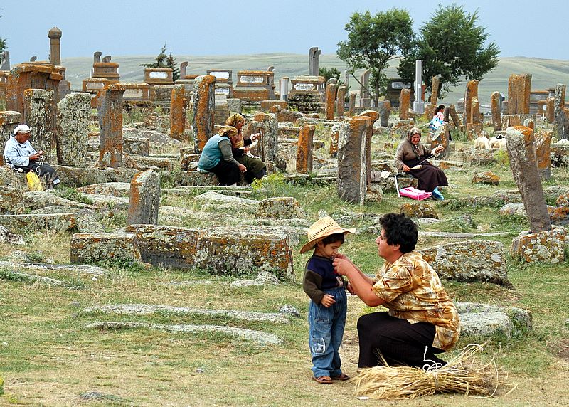 Ein alter armenischer Friedhof