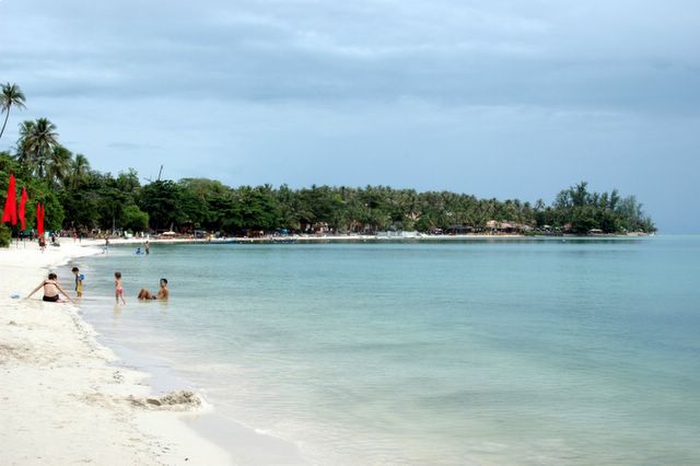 Der Strand am Hotel Amari Reef in Koh Samui