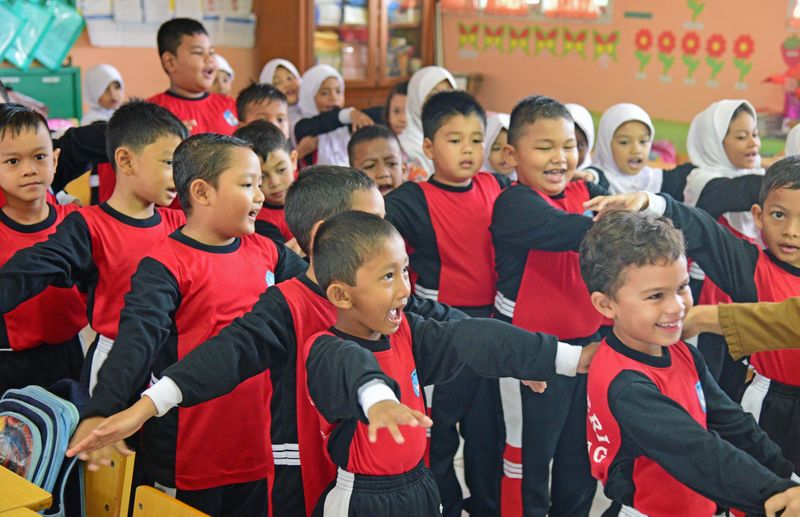 Spaß beim Schulunterricht in Sabang / Weh Island / Indonesien