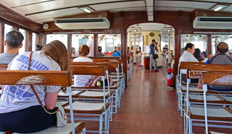 Drängeln für nichts / Star Ferry / Hongkong