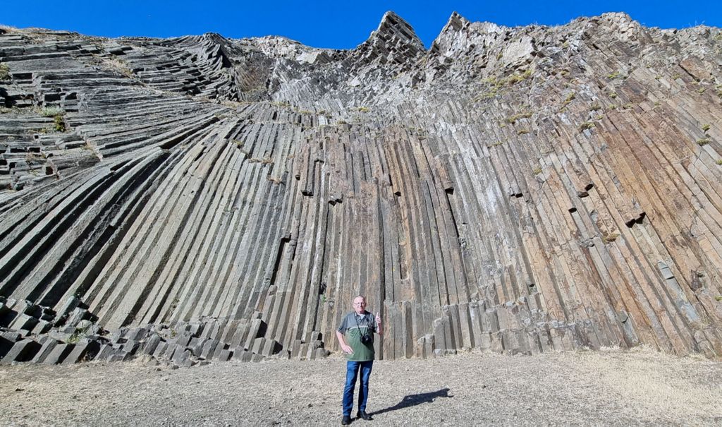 Zinni und Basaltformationen auf Porto Santo