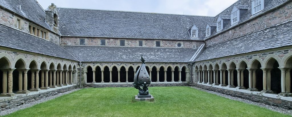 Der Innenhof von der Iona Abbey, Iona