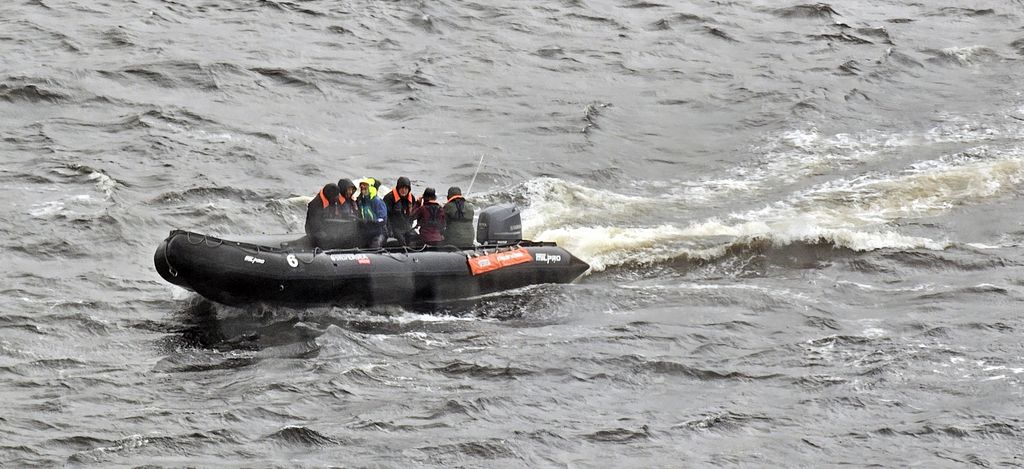 Zodiac-Fahrt im Regen in Fort William