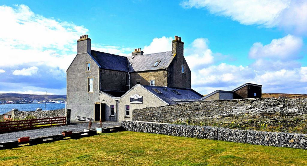 Das Maryfield House Hotel auf der Insel Bressay auf den Shetland-Inseln