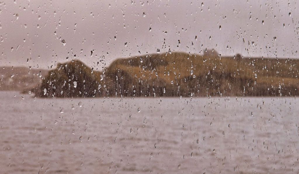 Blick auf die Isle of Moss im Regen