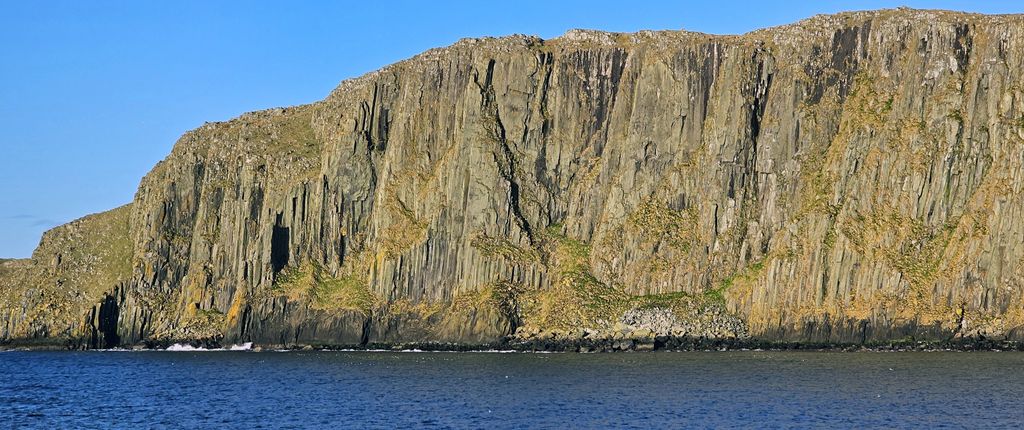Morgendlicher Blick auf die Shiant Islands