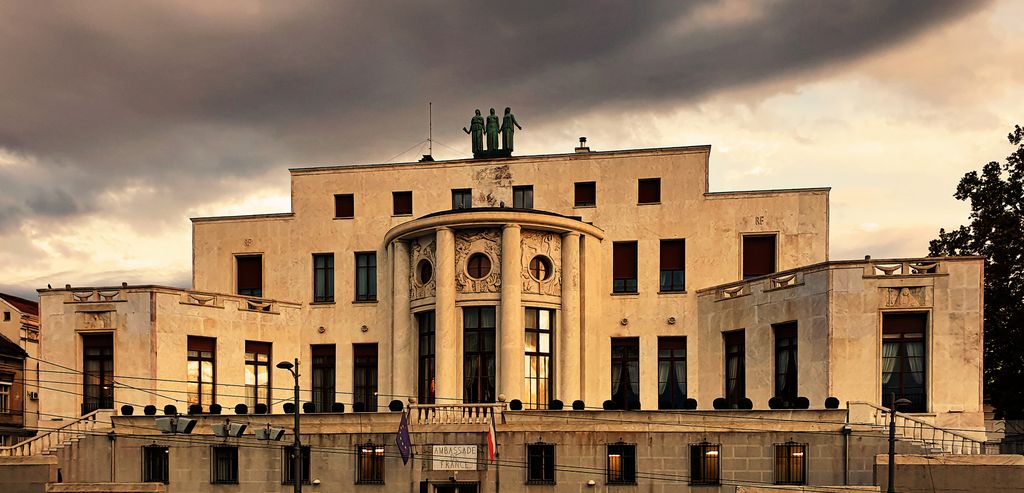 Die französische Botschaft in Belgrad