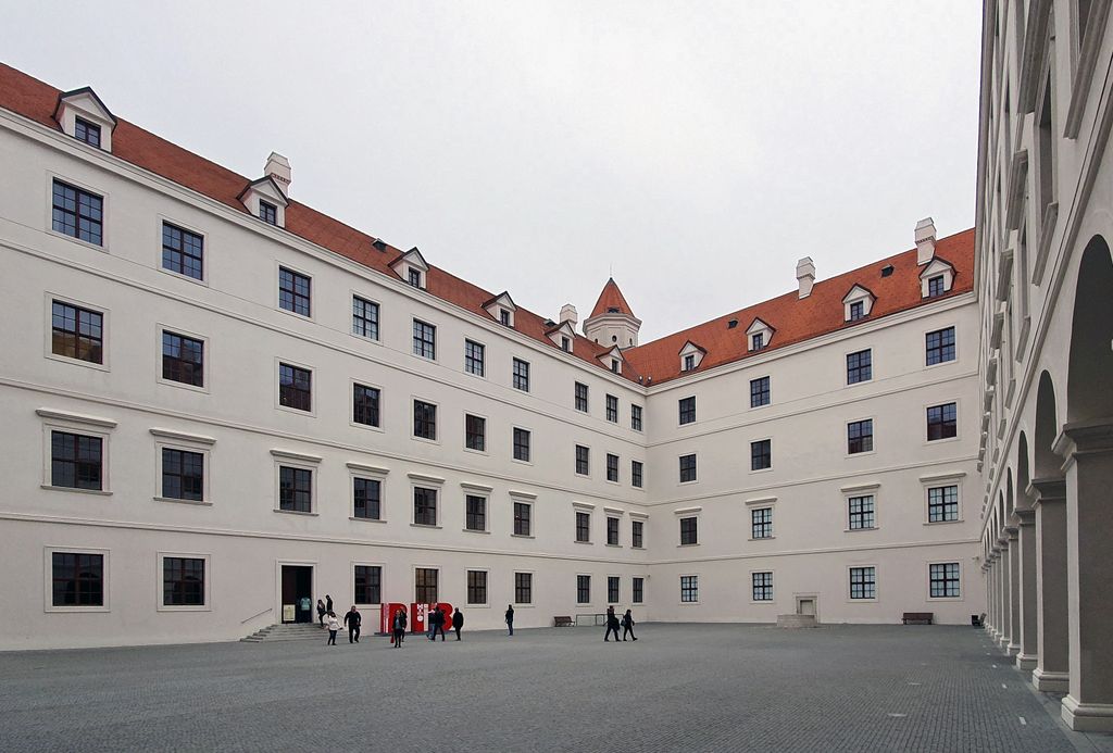 Der Innenhof der Burg Bratislava