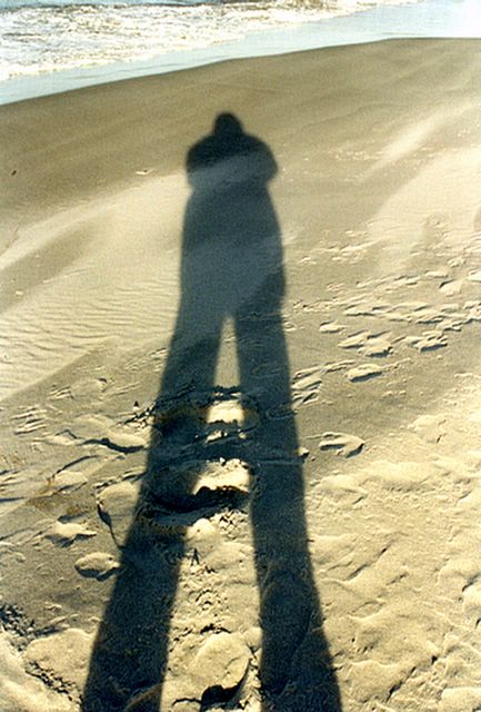 Langer Schatten am Abend und Abschied von Falkland