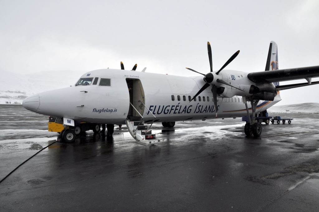 Flug in den Norden Islands nach Akureyri