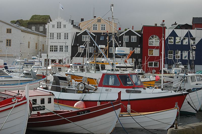 Der Hafen von Torshavn