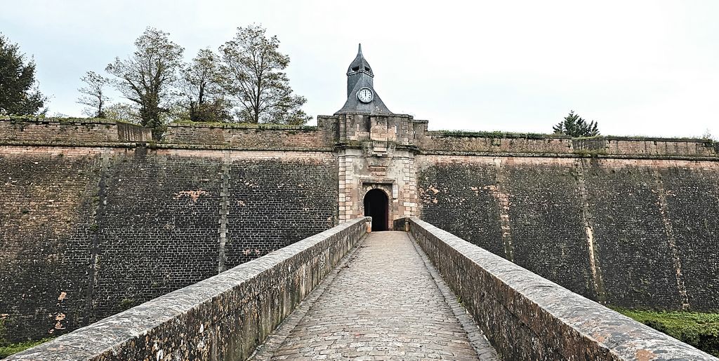 Ein Eingang der in Blaye