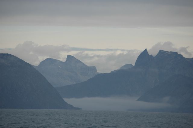 Kreuzen durch den Fjord