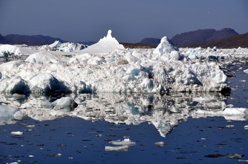 Eisberge vor Narsaq, Grönland