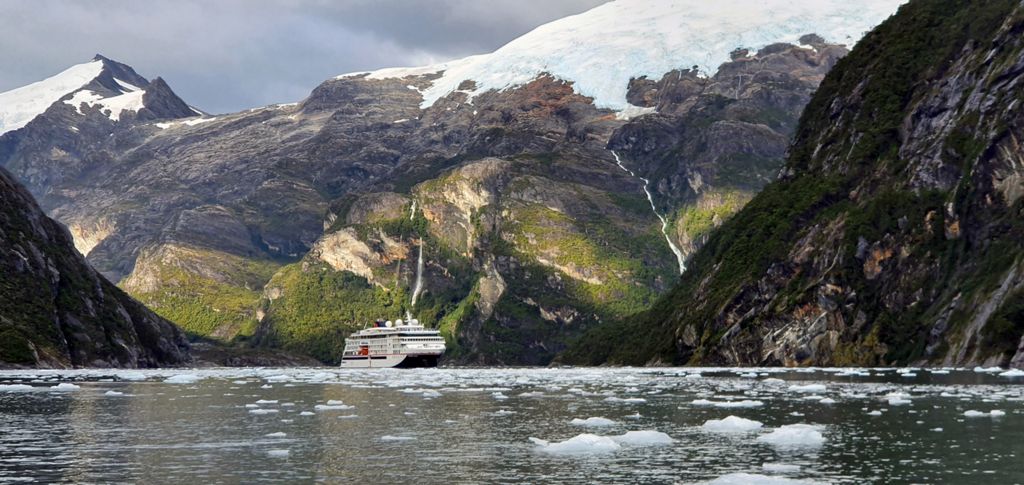 Countdown zum Game Over: Mit der HANSEATIC nature durch die Fjord-Landschaft von Chile