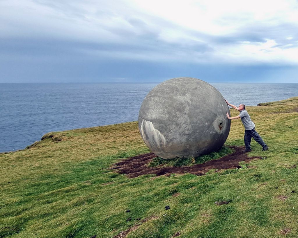 Zinni verschiebt das Polarkreis-Monument auf Grímsey