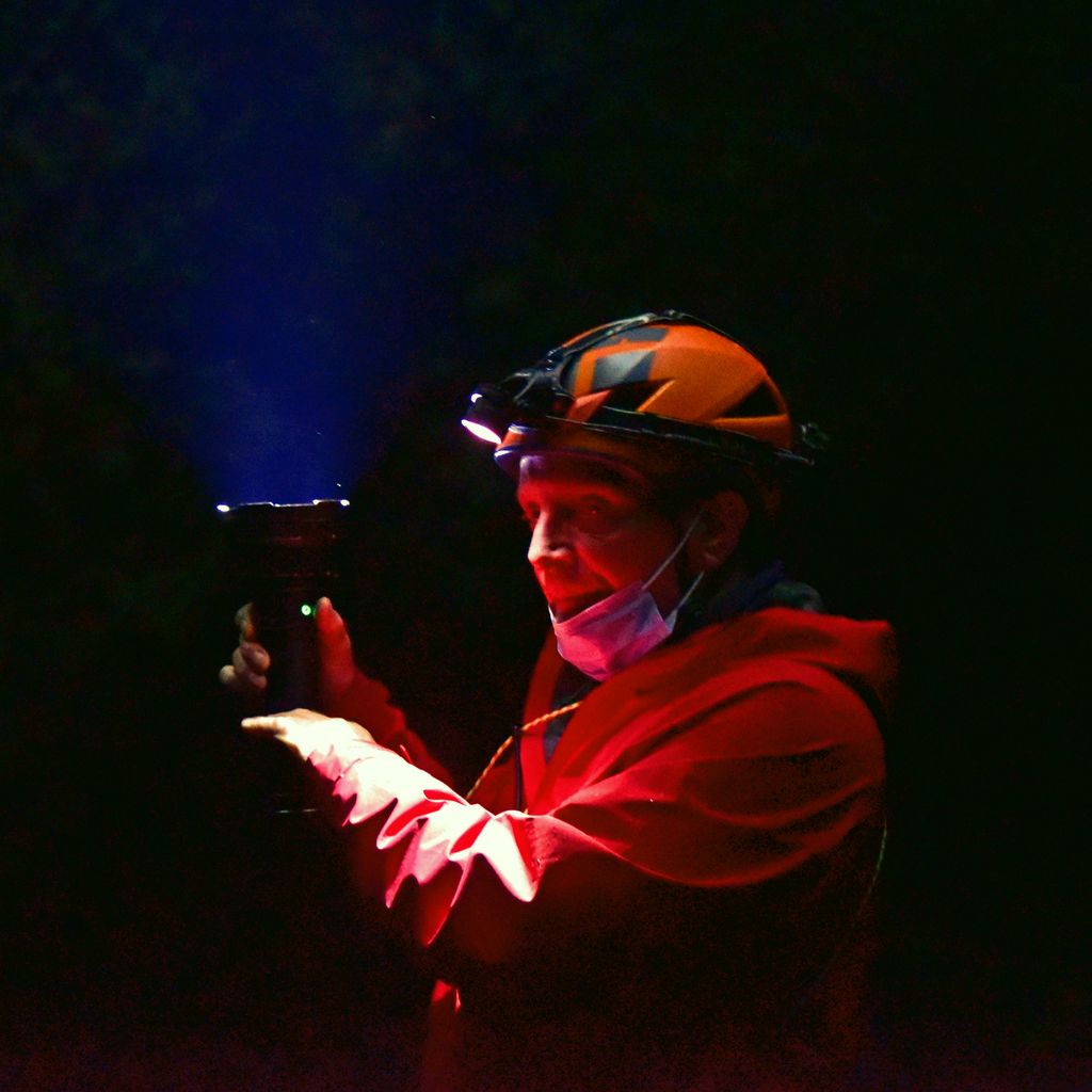 In der Vatnshellir Höhle