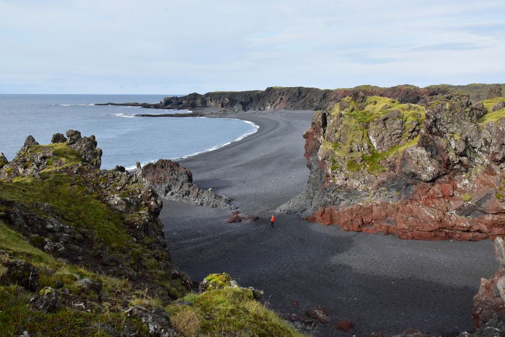 Der Sandstrand Djúpalónssandur