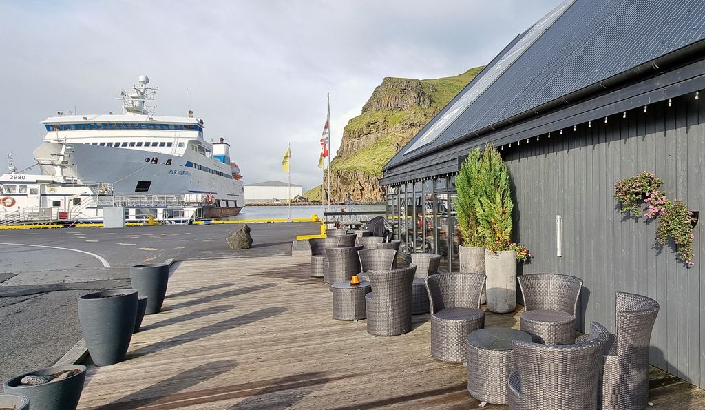 Das Restaurant Tanginn im Hafen von Heimaey