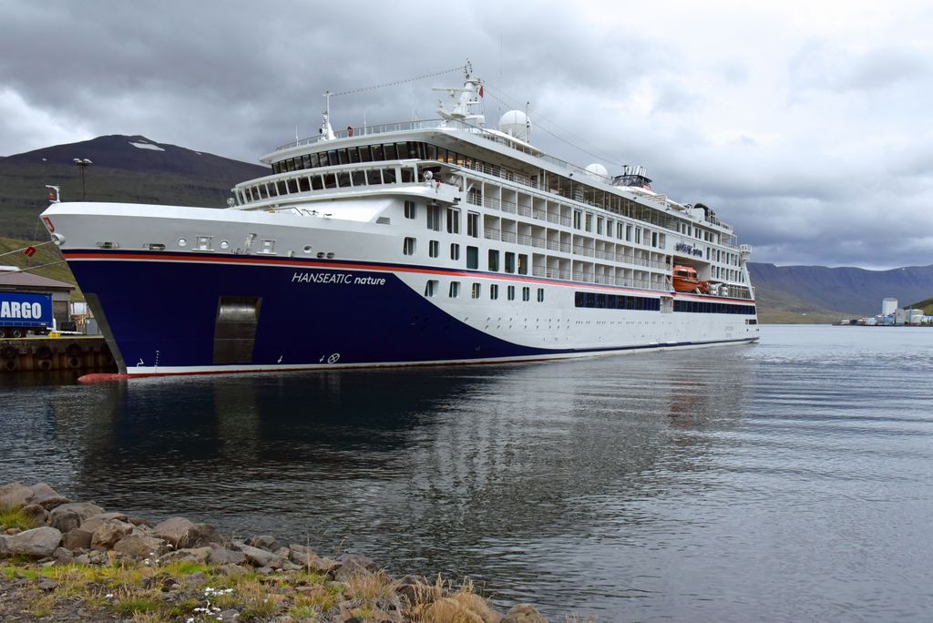 Die HANSEATIC nature in Seyðisfjörður