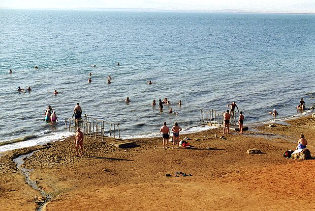 Baden im totem Meer