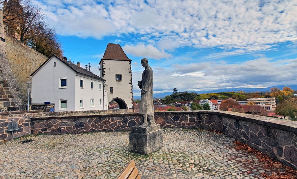 Das Ehrenmal für die Gefallenen, Kriegsopfer und Heimkehrer in Breisach