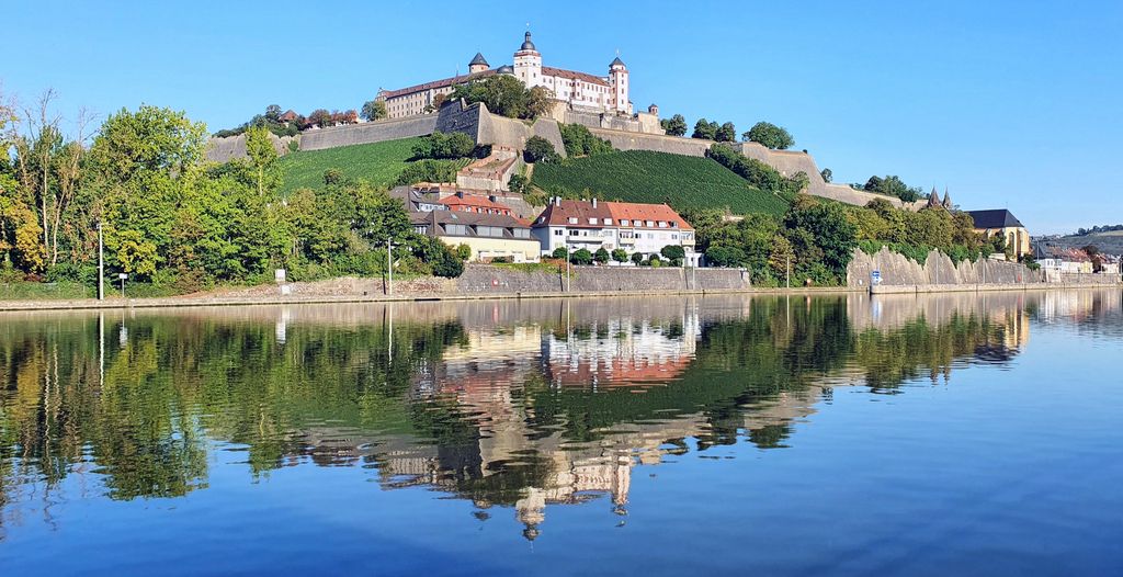 Blick auf die Festung Marienberg in Würzburg