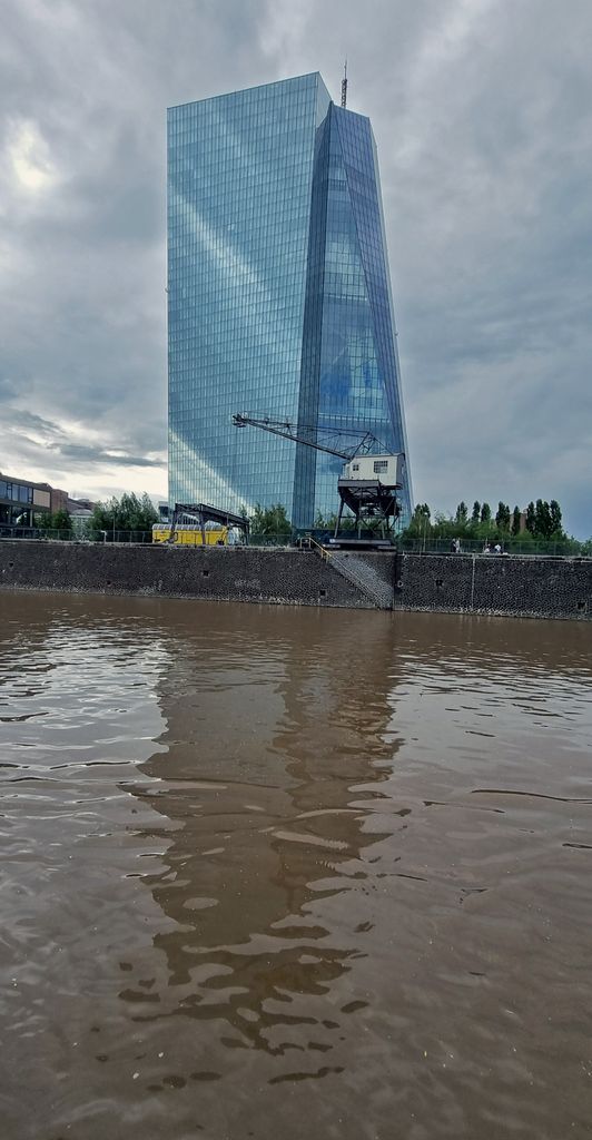 Das EZB-Hochhaus (Skytower) in Frankfurt am Main