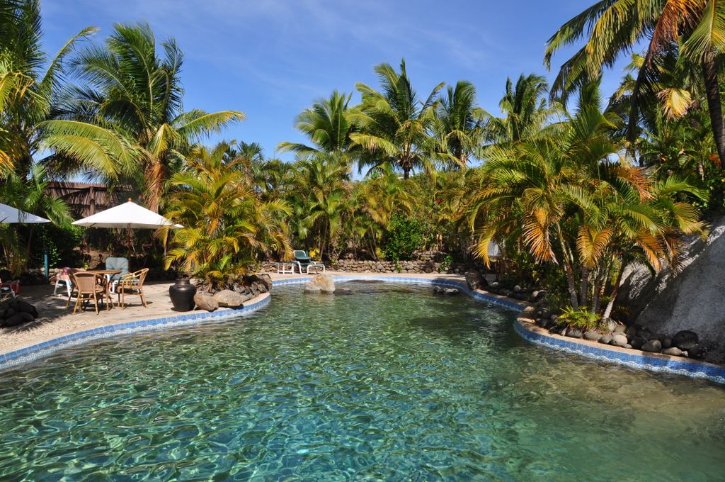 Der Pool vom Wananavu Beach Resort