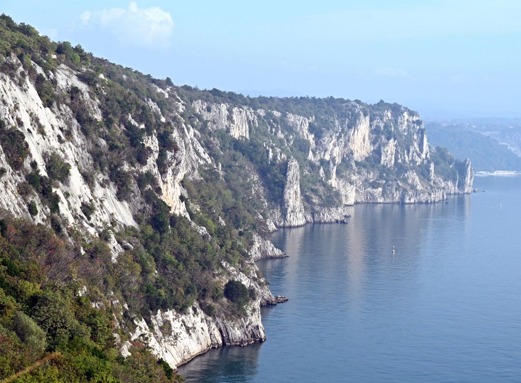 Der Felsen der Weißen Dame in Duino-Aurisina