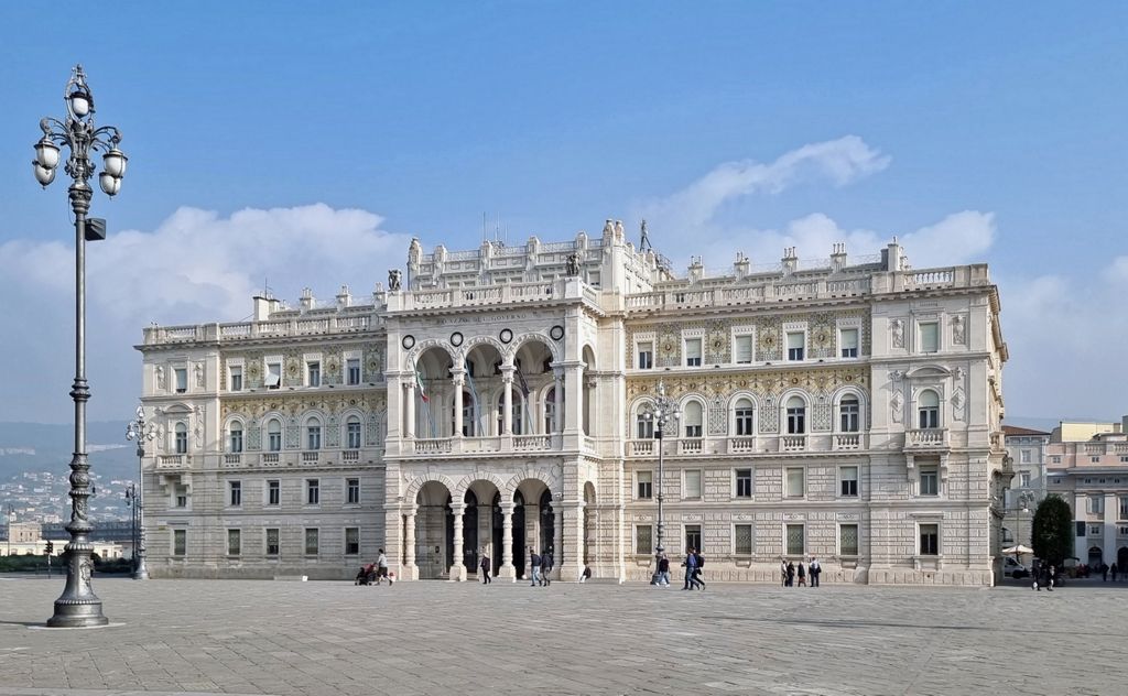 Der Palazzo del Governo in Triest