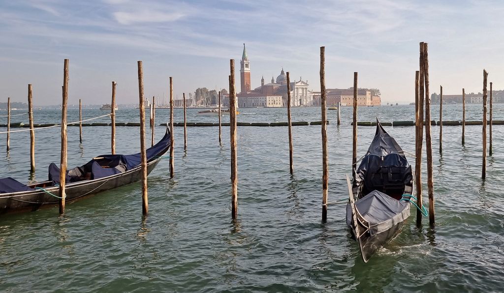 Ein Kanal in Venedig