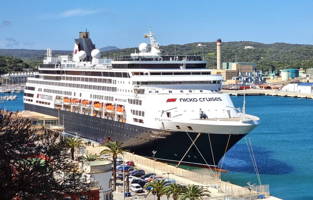 Die VASCO DA GAMA in Mahón auf Menorca, Spanien