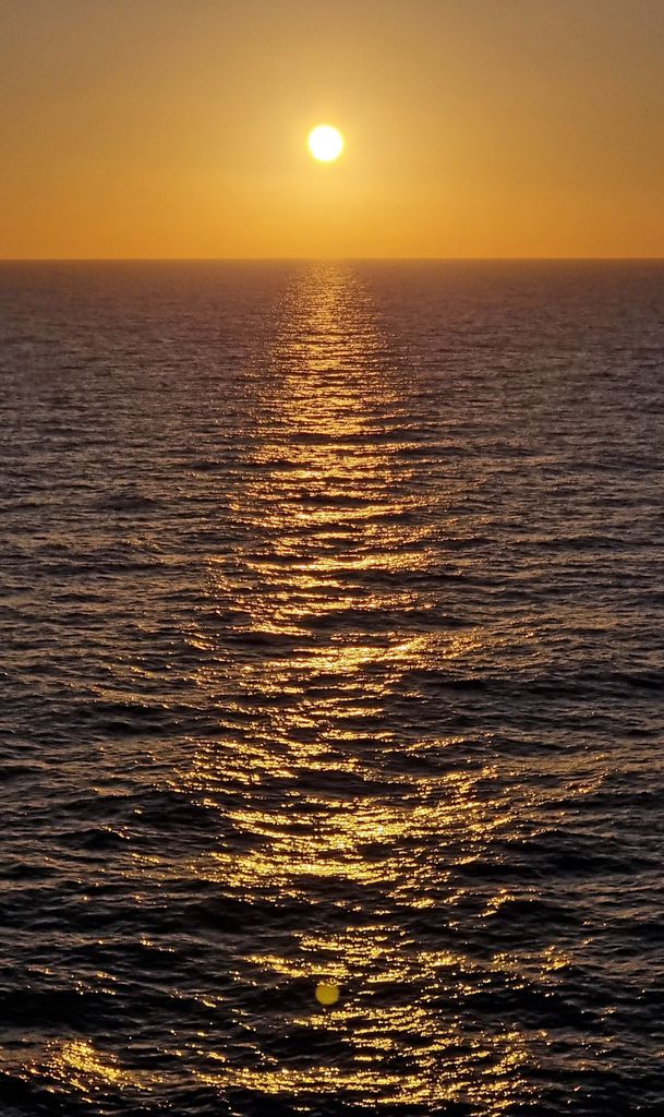 Sonnenuntergang im Mittelmeer