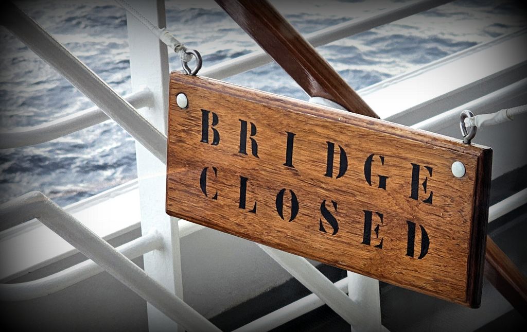 Bridge gesperrt an Bord der HANSEATIC nature in Norwegen