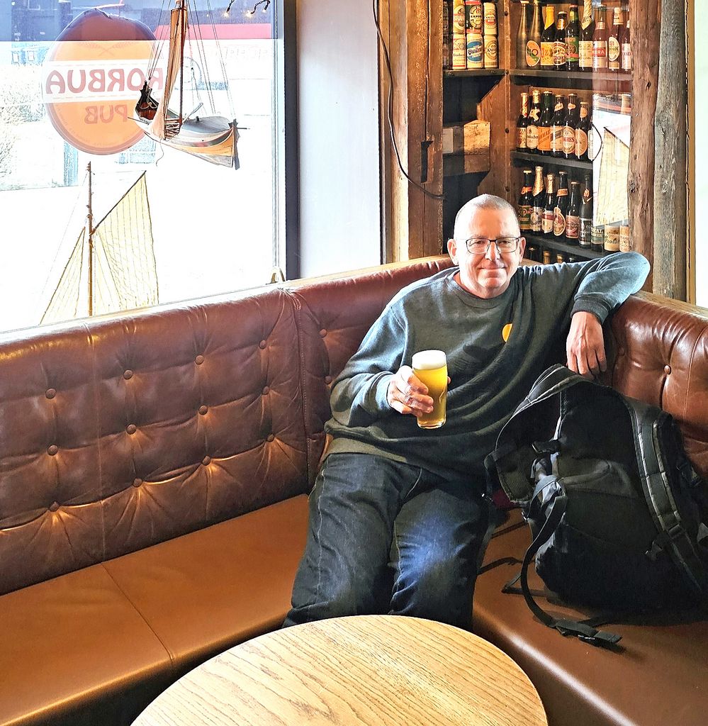 Zinni im Rorbua Pub in Tromsö