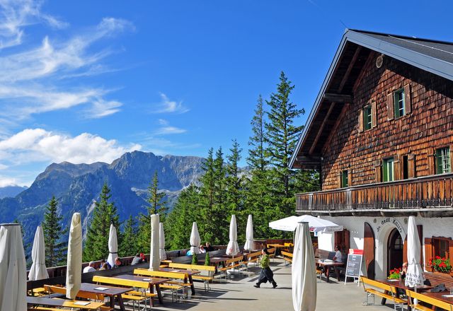 Die Gastronomie des Dr.-Friedrich-Oedl-Haus, nahe Werfen im Salzburger Land