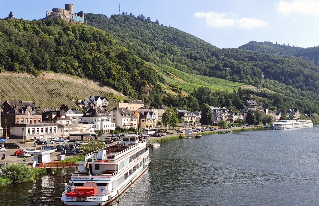 Blick auf Bernkastel-Kues