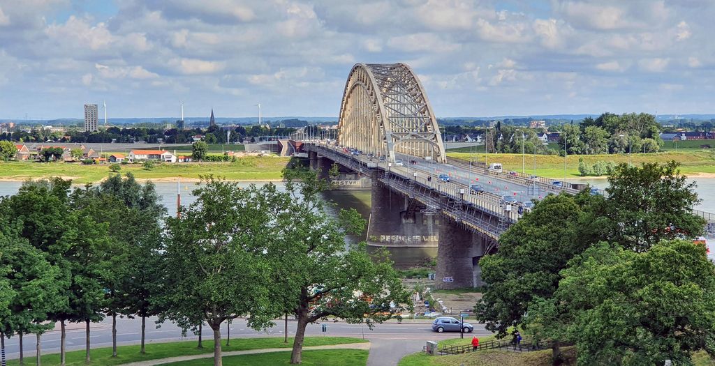 Blick auf die Waal in Nijmegen