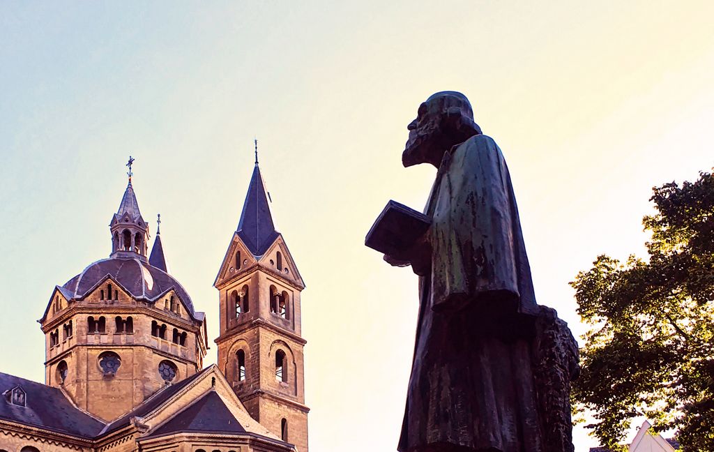 Pierre Cuypers Statue in Roermond