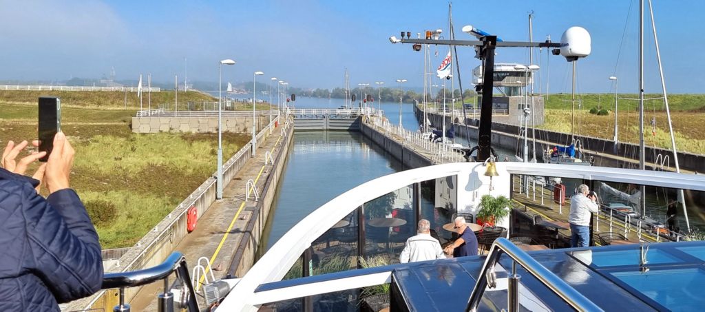 Auf dem Weg von Amsterdam nach Enkhuizen