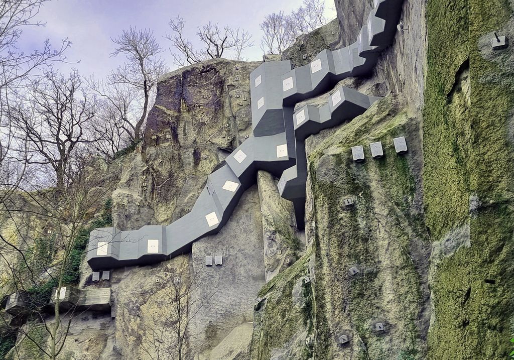 Anker gegen das Abrutschen von Felsen am Drachenfels in Königswinter