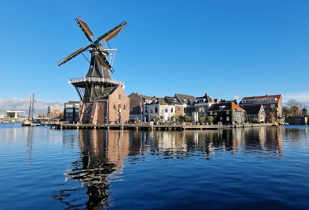 Die Windmühle De Distilleerketel in Rotterdam