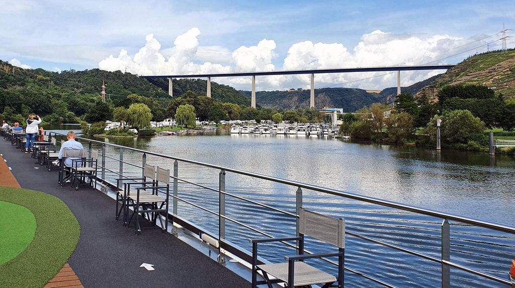 Die Moseltalbrücke