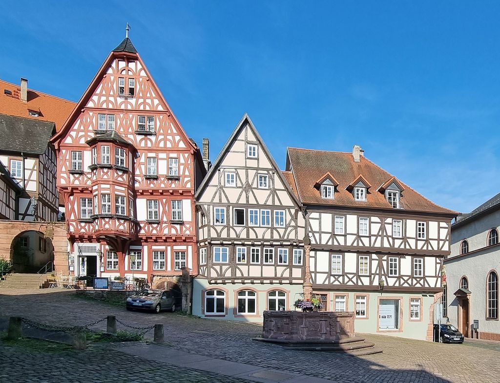 Fachwerkhäuser im Schnatterloch in Miltenberg