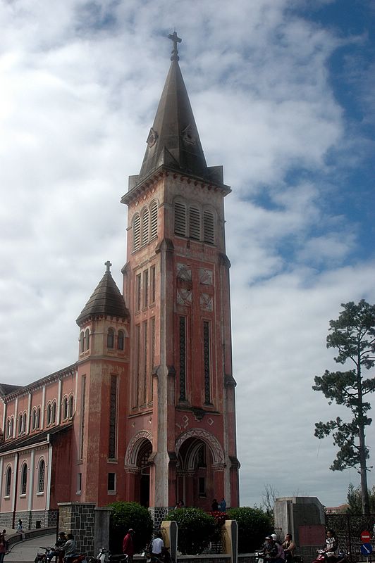 Die Notre Dam Kathedrale in Da Lat